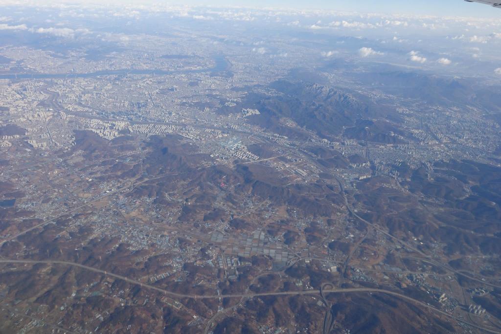 photo 1149 DSC04279 View of Seoul II